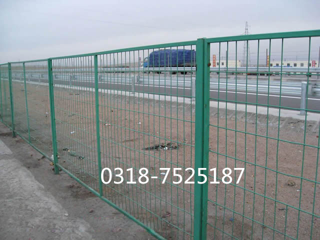 框架鐵絲網圍欄