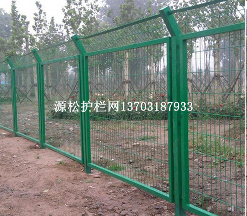 圈地鐵絲網(wǎng)-03