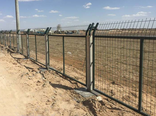 鐵路護(hù)欄網(wǎng)