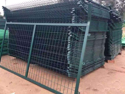 鐵路護(hù)欄網(wǎng)