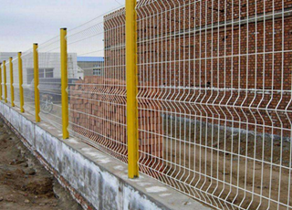 圍墻鐵絲網
